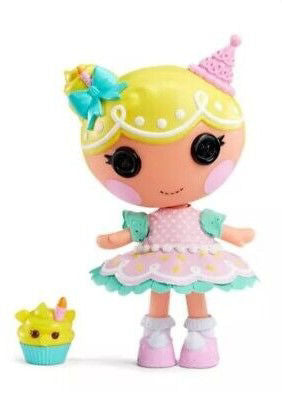 Lalaloopsy Celebration Present Candle Slice O'Cake