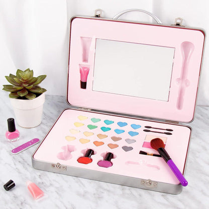 Make It Real Deluxe Cosmetic Case